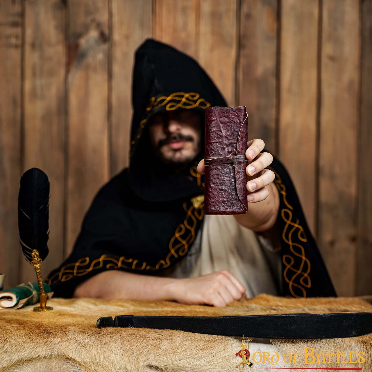 Imagen única de: The Mythical Wanderer Diario de Pergaminos de Cuero Marrón