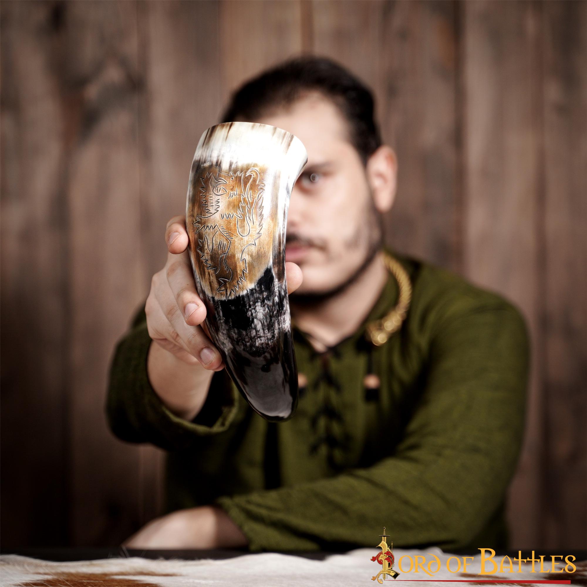 Imagen única de: Cuerno Medieval para Beber 400 - 500 Ml Cuerno de Buey Auténtico Hecho a Mano