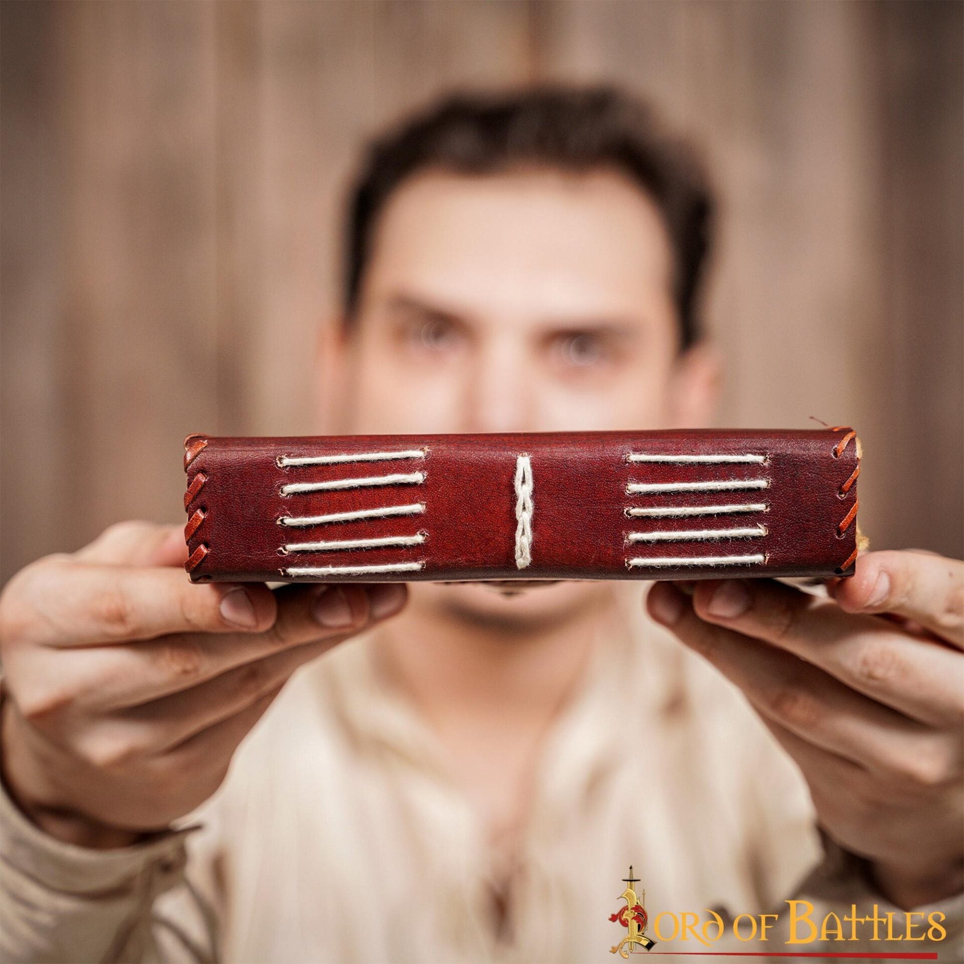 Imagen única de: Diario Medieval de Notas de Piel Auténtica Hecho a Mano