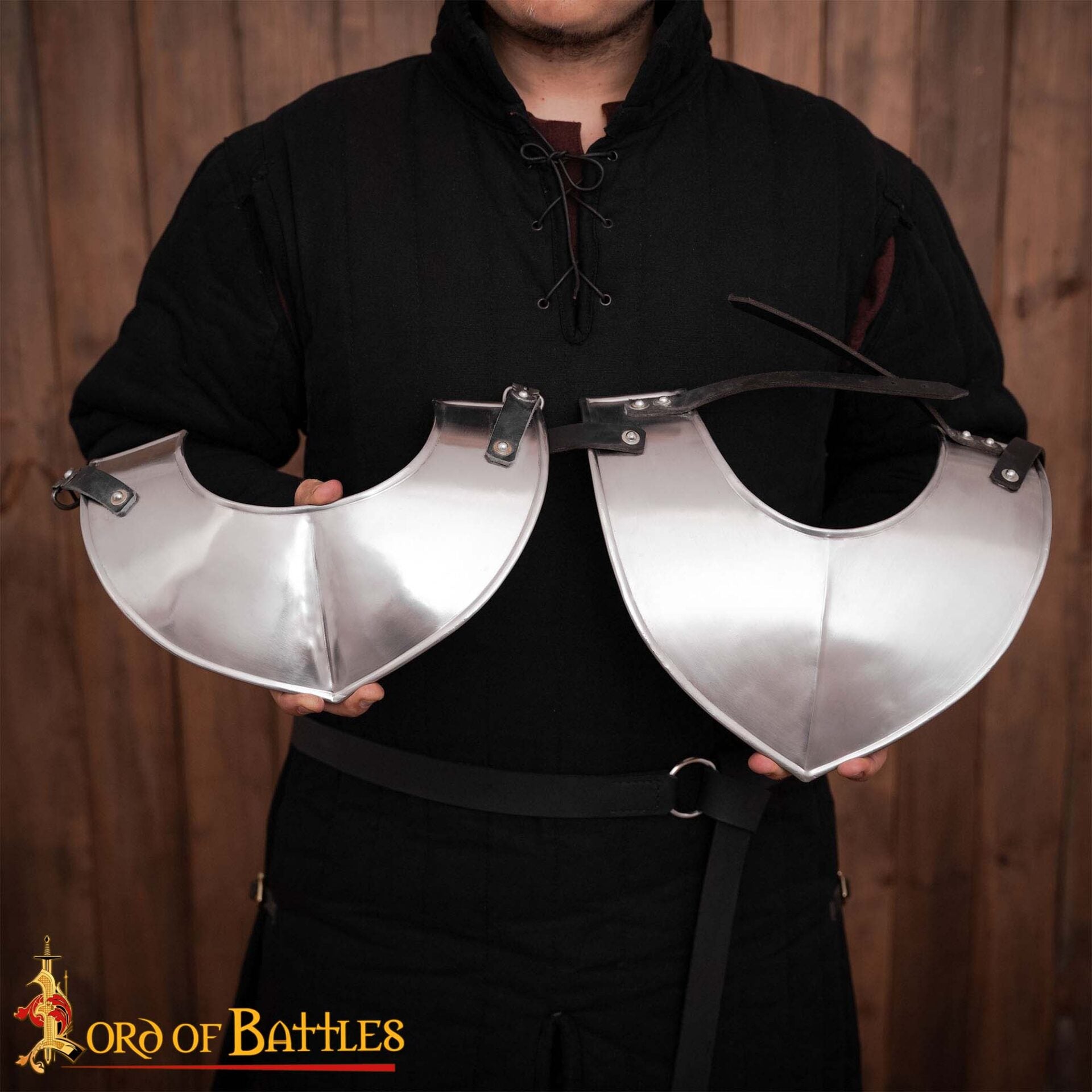 Imagen única de: Gorget Clásico Medieval, Polaco