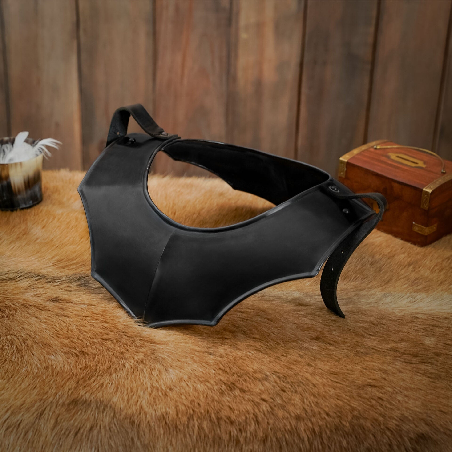 Imagen única de: Gorget de Acero Medieval de Caballero Vengador