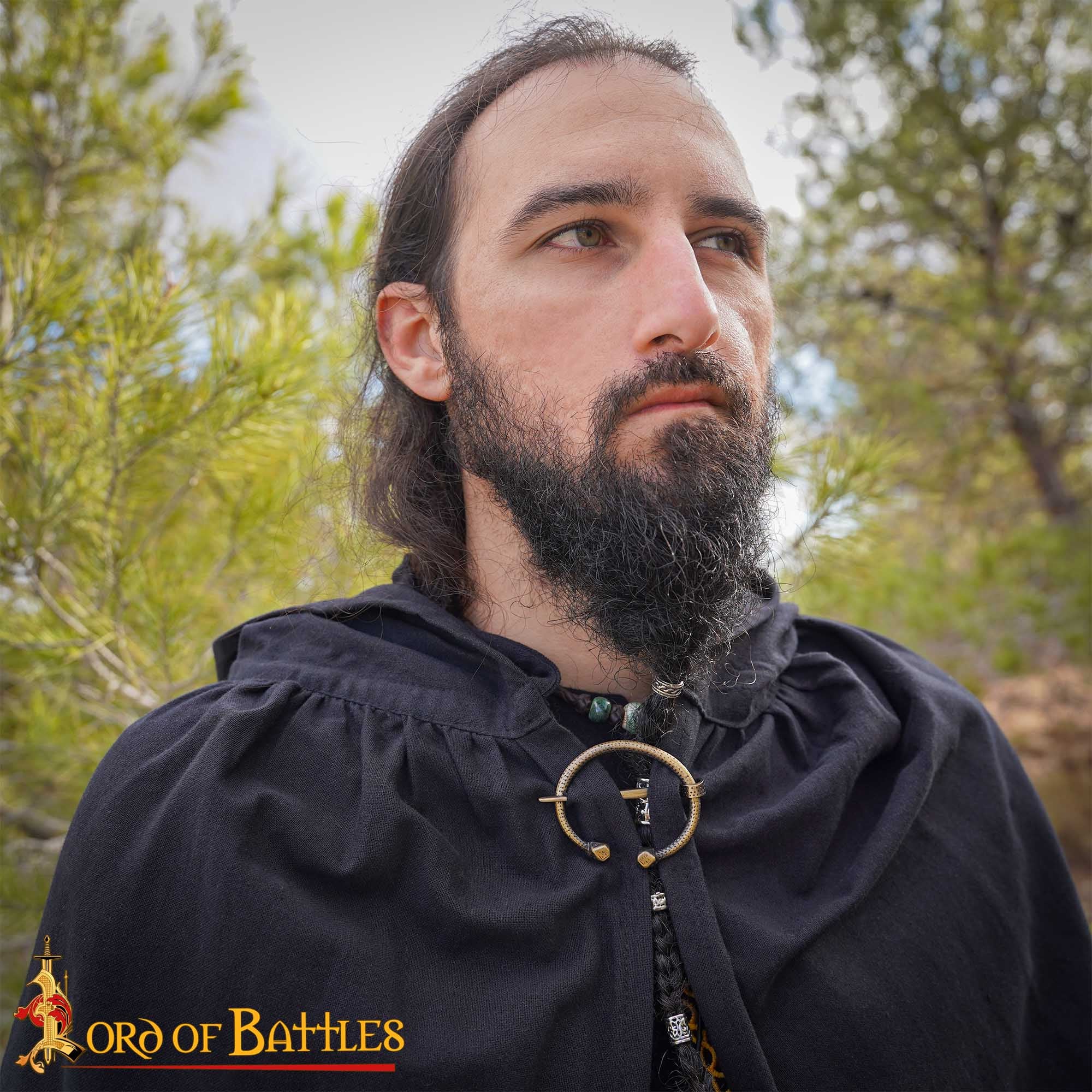 Imagen única de: Broche Penannular de Latón Antiguo - Capa Vikinga