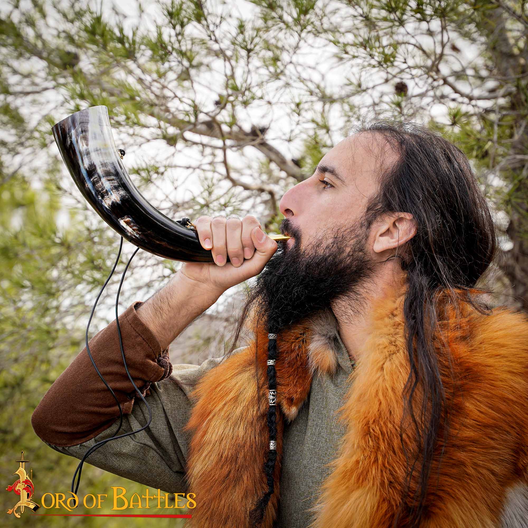 Imagen única de: Viking Blowing Horn - Bocina de Buey de Origen Ético con Boquilla de Latón