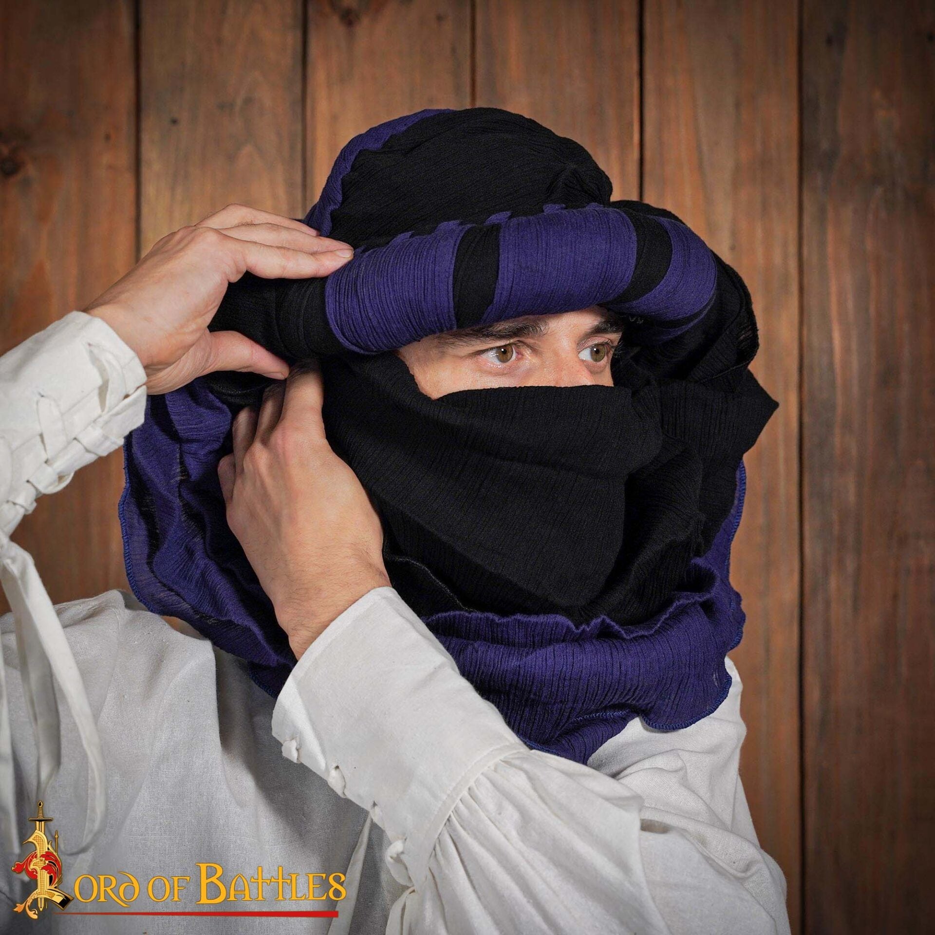 Imagen única de: Turbante Medieval Sarraceno - Negro y Violeta Desierto Head Wrap para Larp, Fantasía y Temas Históricos
