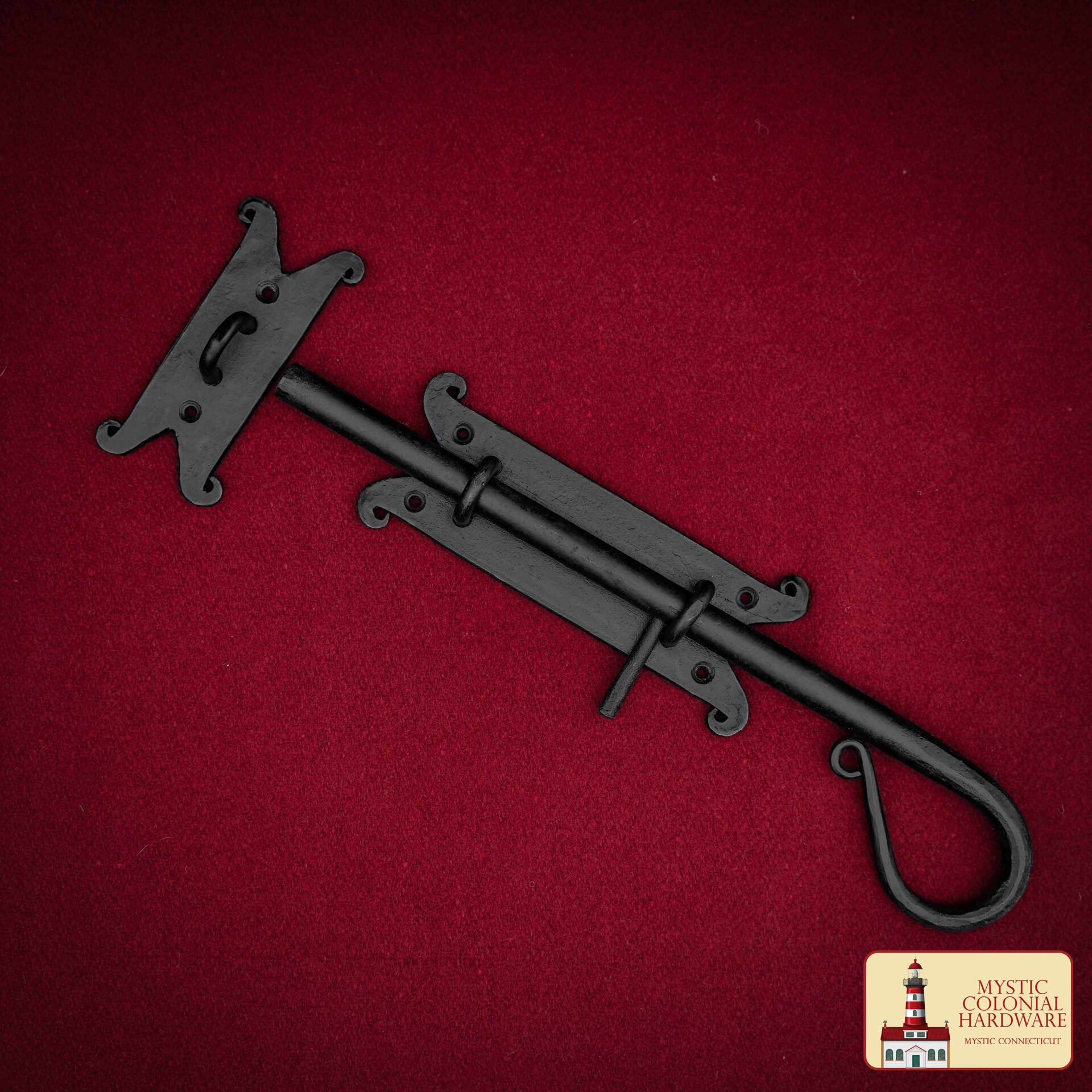 Imagen única de: Pestillo Corredizo de Hierro Fundido Negro - Pestillo Rústico para Puertas, Puertas de Granero, Cobertizos y Armarios - Cerradura Primitiva para Puerta de Hierro Negro de Mystic Colonial Hardware