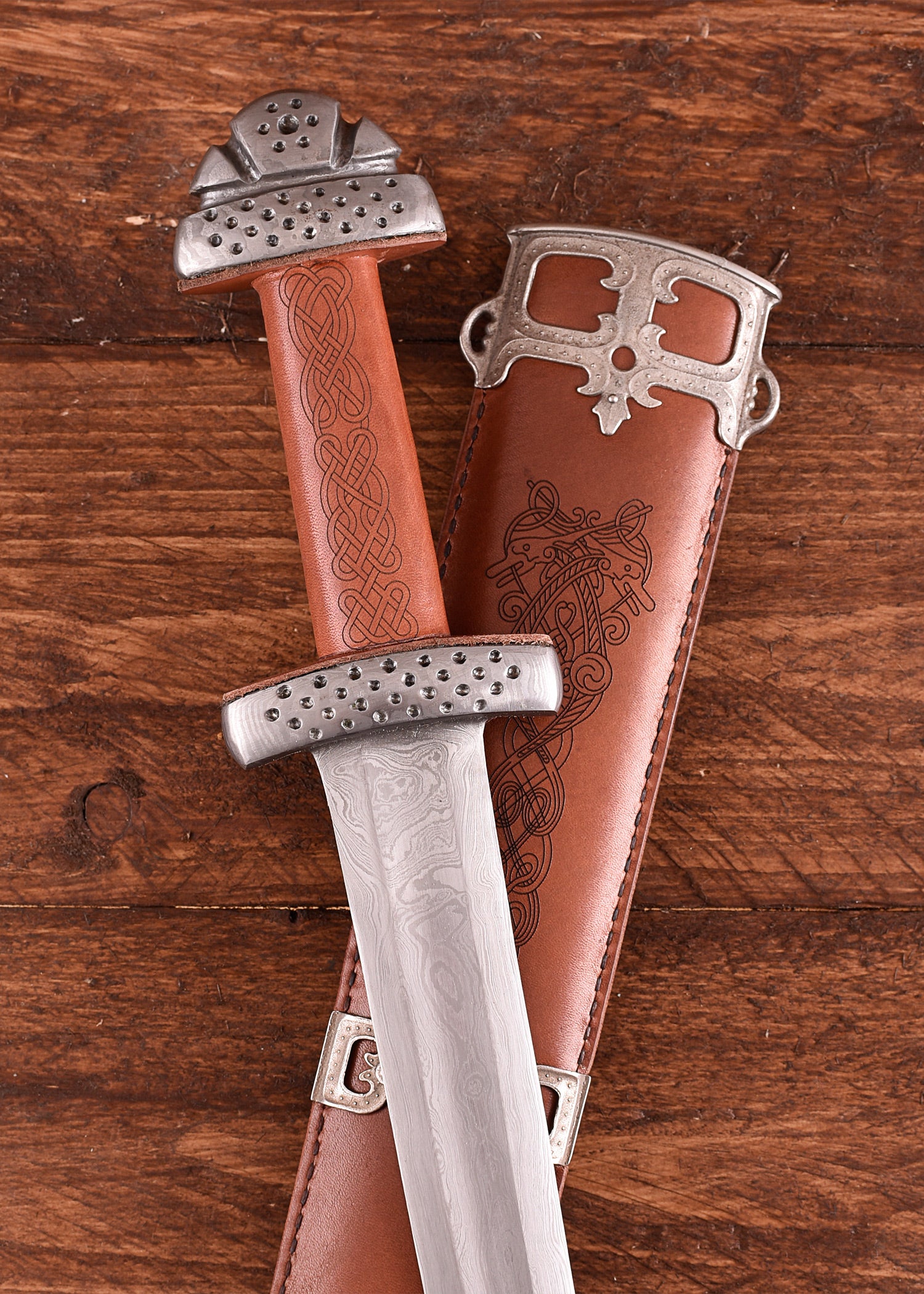 Imagen única de: La Espada Vikinga De Trondheim Fabricada En Acero De Damasco., Afilada