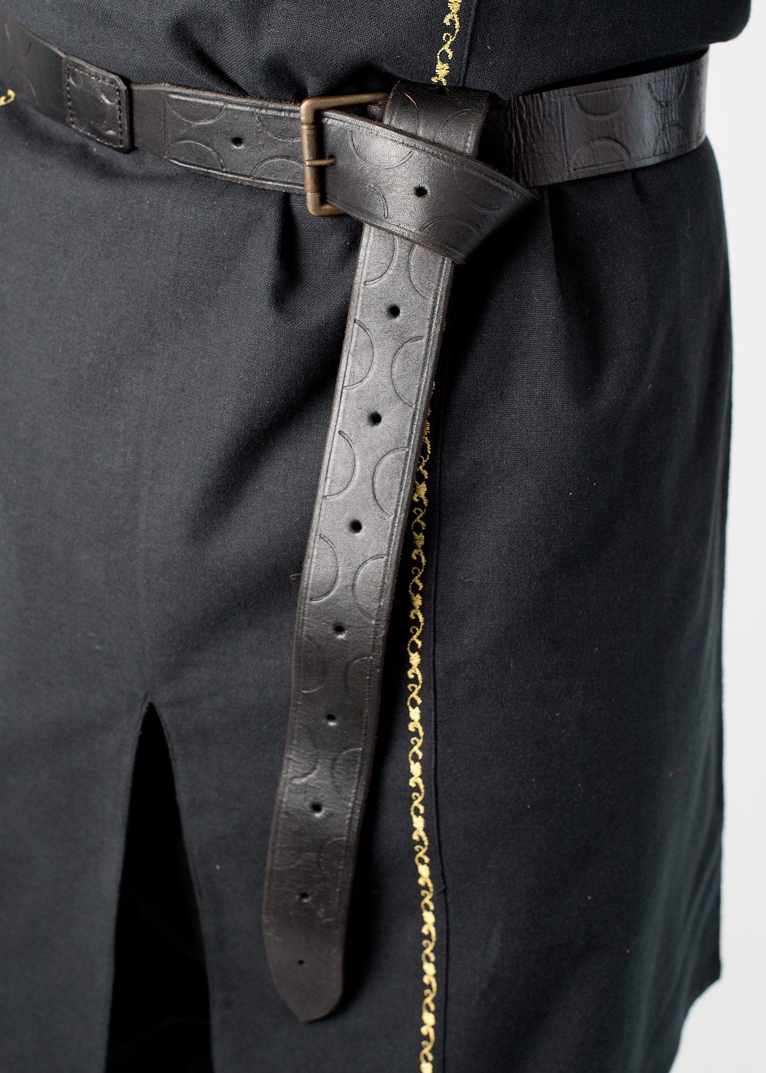 Imagen única de: Cinturón De Cuero Aruthiano