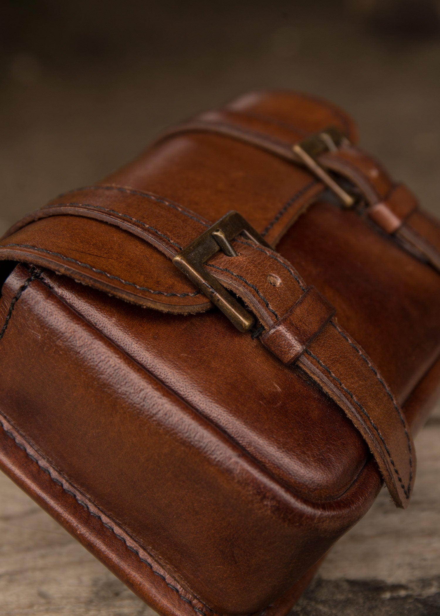 Imagen única de: Bolso Guerrero De Piel, Mediano