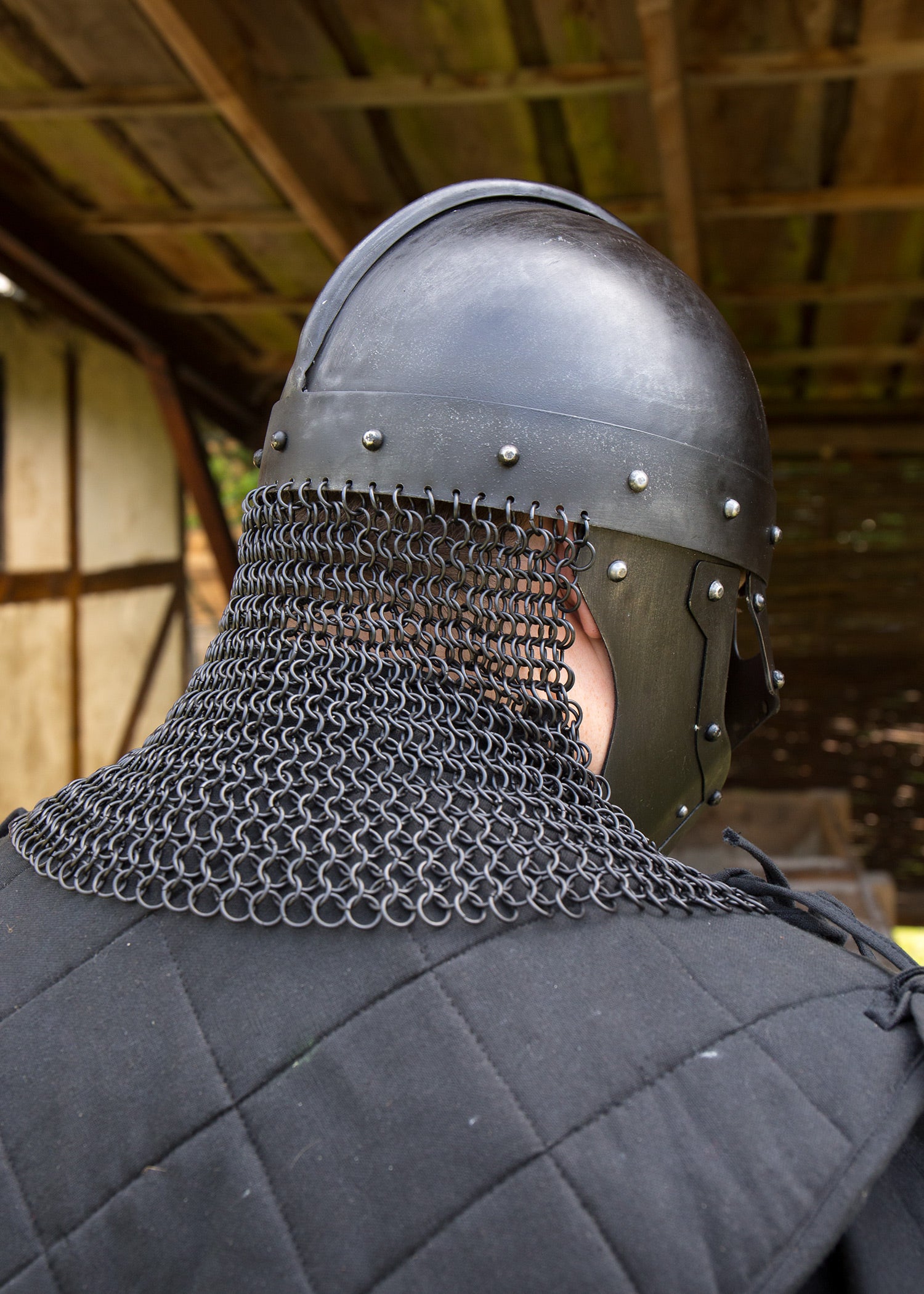 Imagen única de: Casco De Cuervo, Bruñido