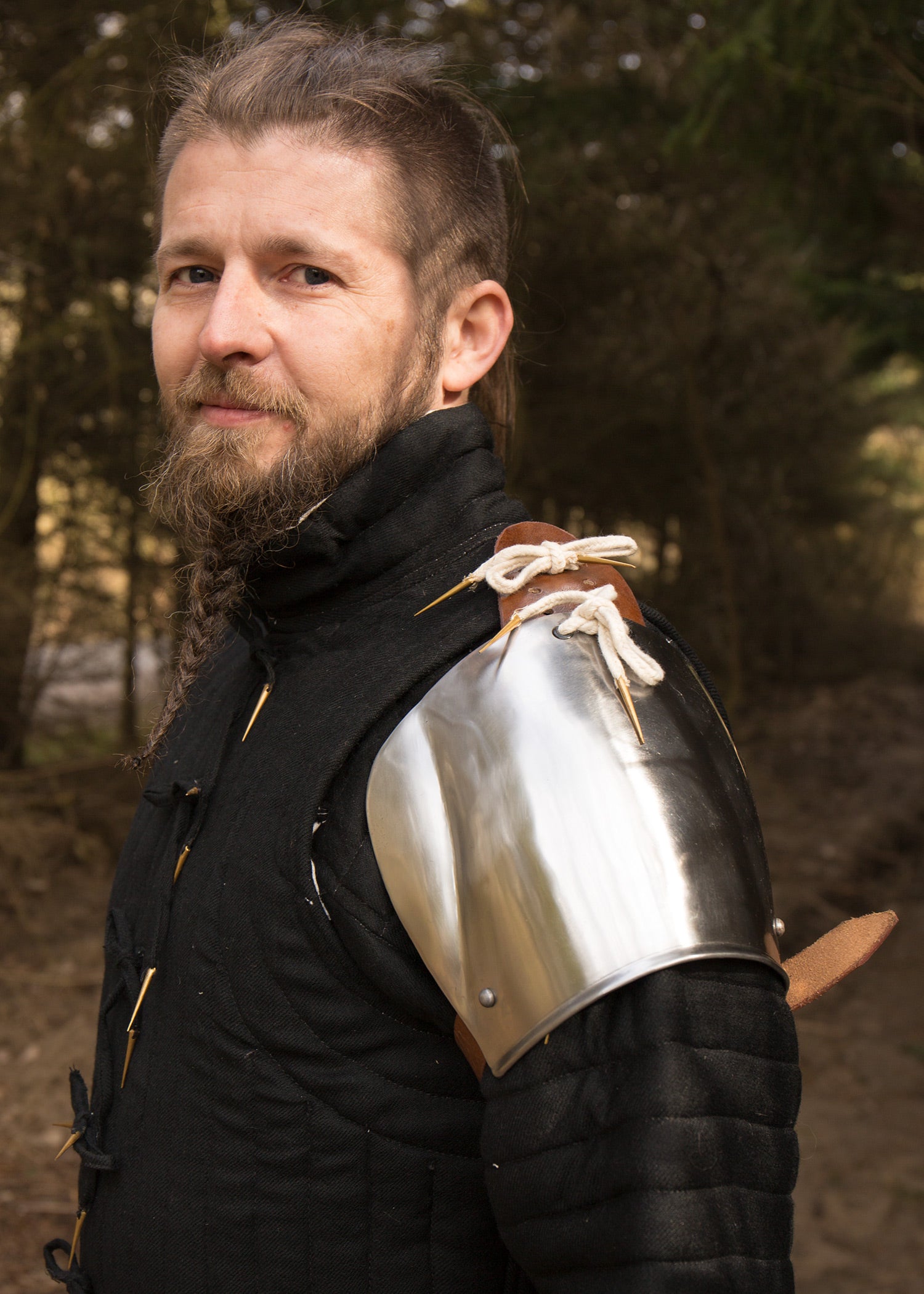 Imagen única de: Hombros De Placa De Churburg, Pulidos O Bruñidos