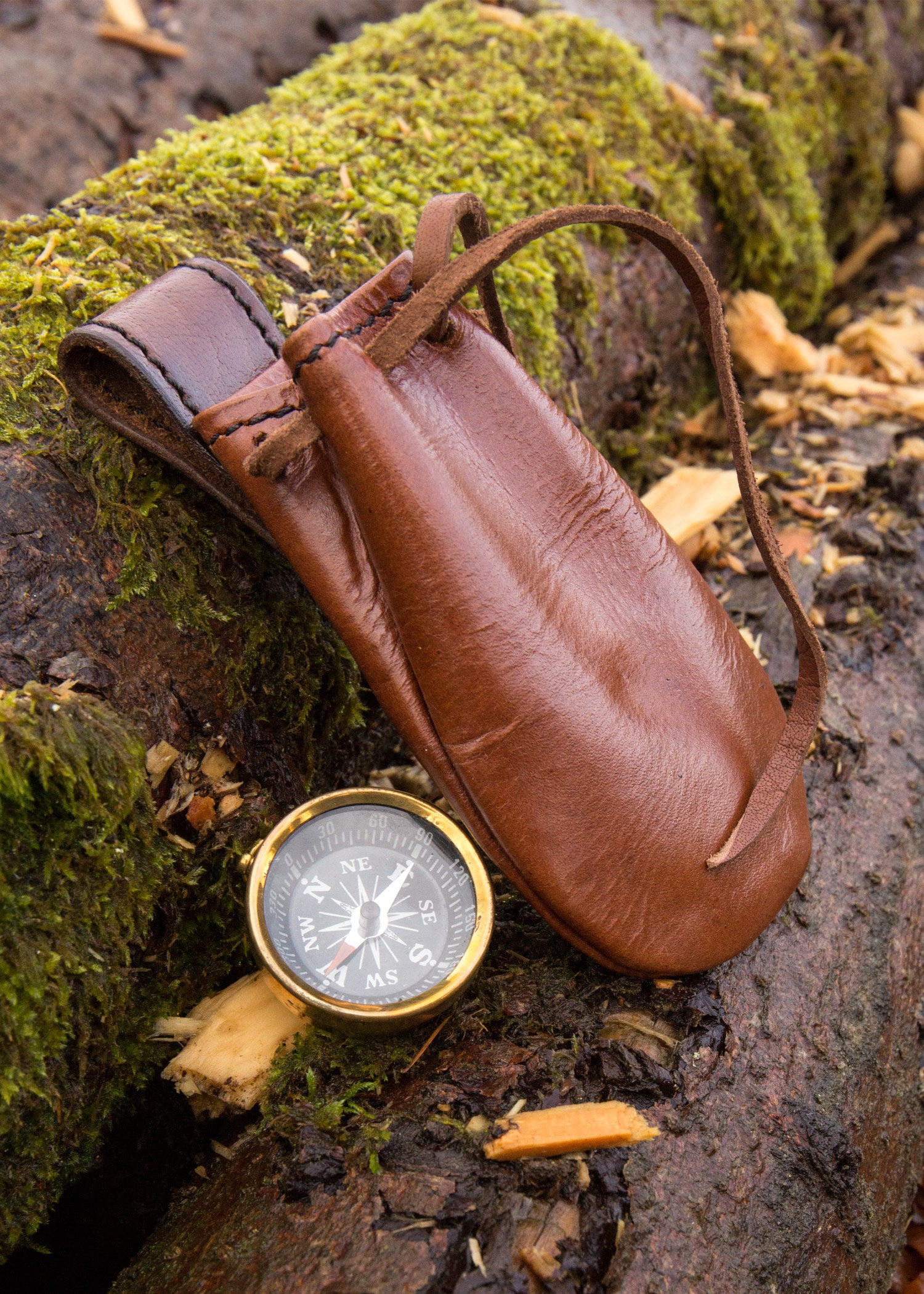 Imagen única de: Brújula Con Funda De Piel.