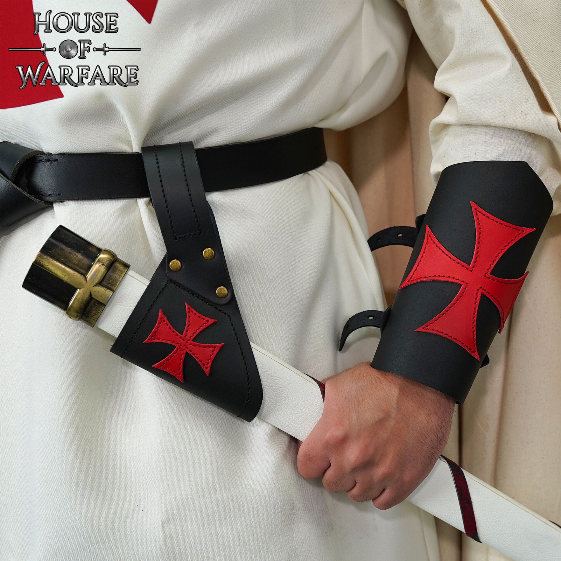 Imagen única de: Rana Espada Templaria de Cuero con Aplique de Cruz Roja