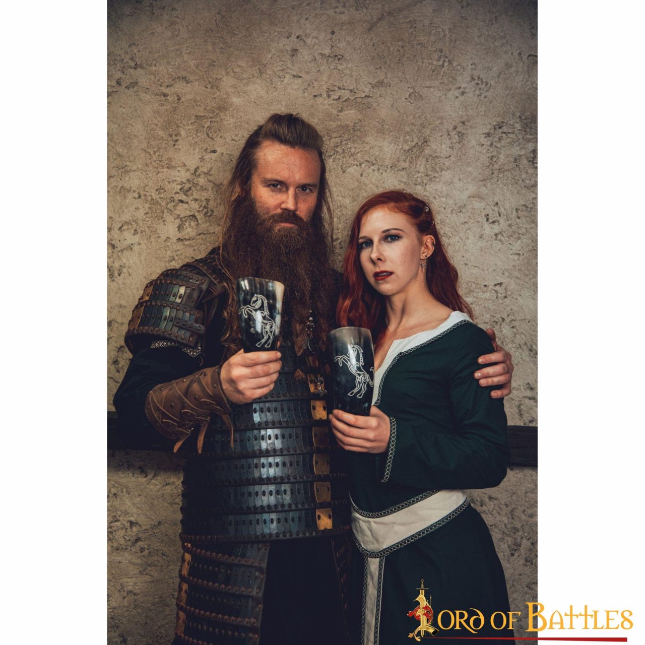Imagen única de: Viking Drinking Horn 400 - 500 Ml Cuerno de Buey Auténtico Hecho a Mano