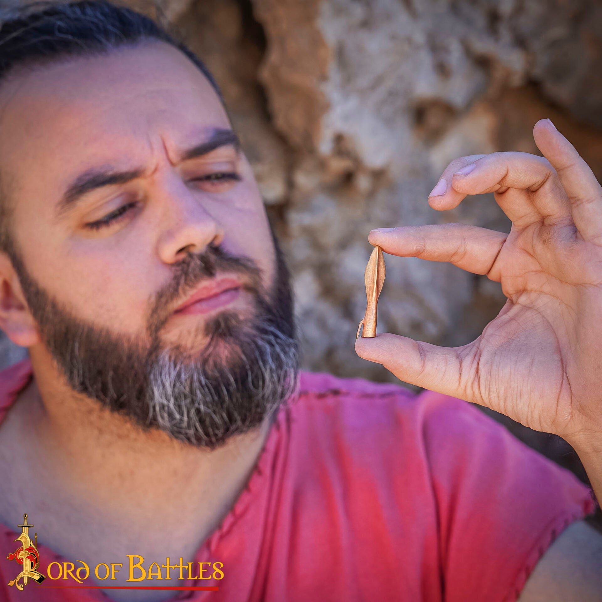 Imagen única de: Punta de Flecha de Bronce Estilo Fundición a la Cera Perdida de los Siglos Xiii-viii A.c. | 4,5 Cm