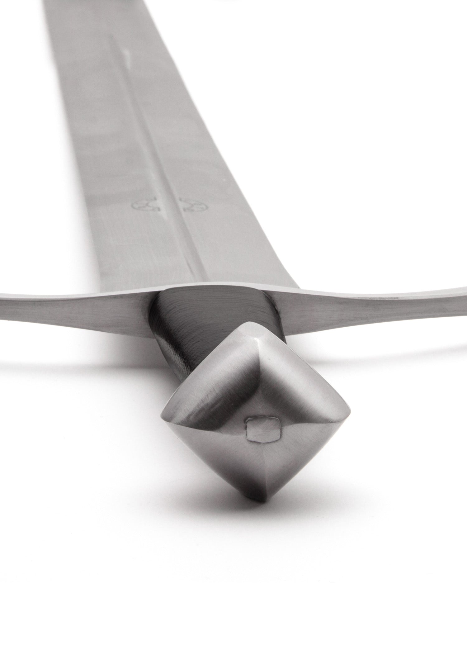 Imagen única de: Espada De Caballero Europeo, Siglo Xiv., Afilada