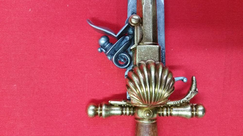 Imagen única de: Pistola De Chispa Con Puñal Incorporado S XVIII, Réplica No Funcional 1204