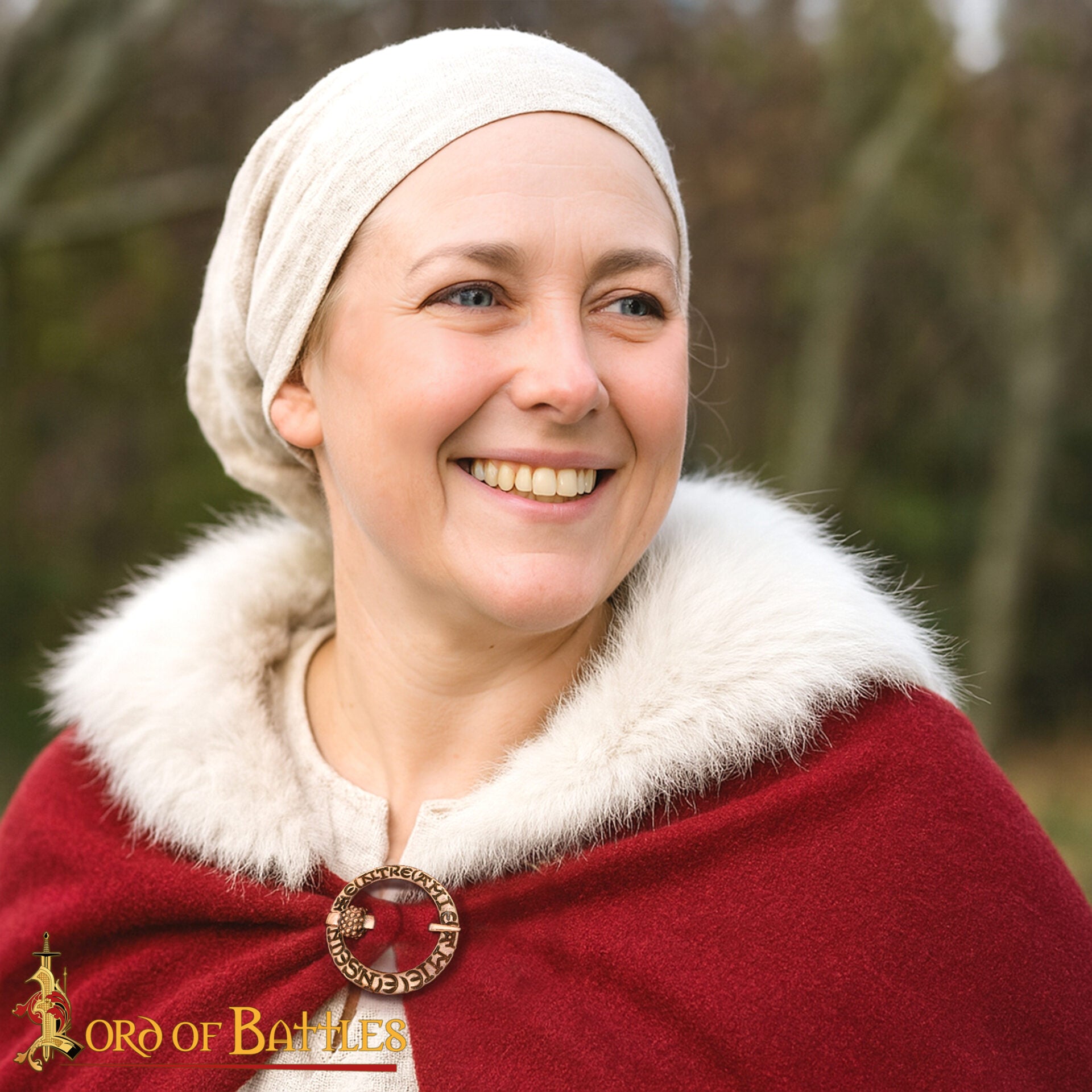 Imagen única de: Broche Medieval de Bronce con Anillo Fundido a la Cera Perdida Diseño Inscrito