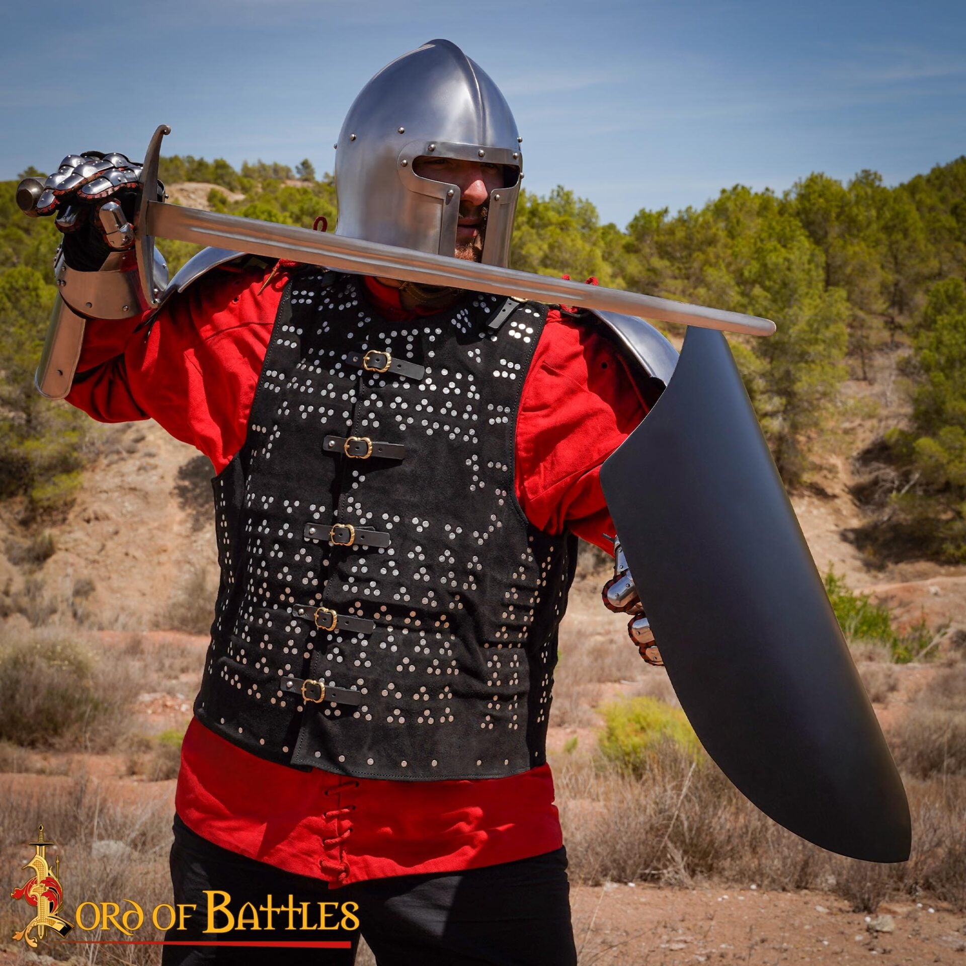 Imagen única de: Casco Barbute Italiano del Siglo Xv Calibre 16