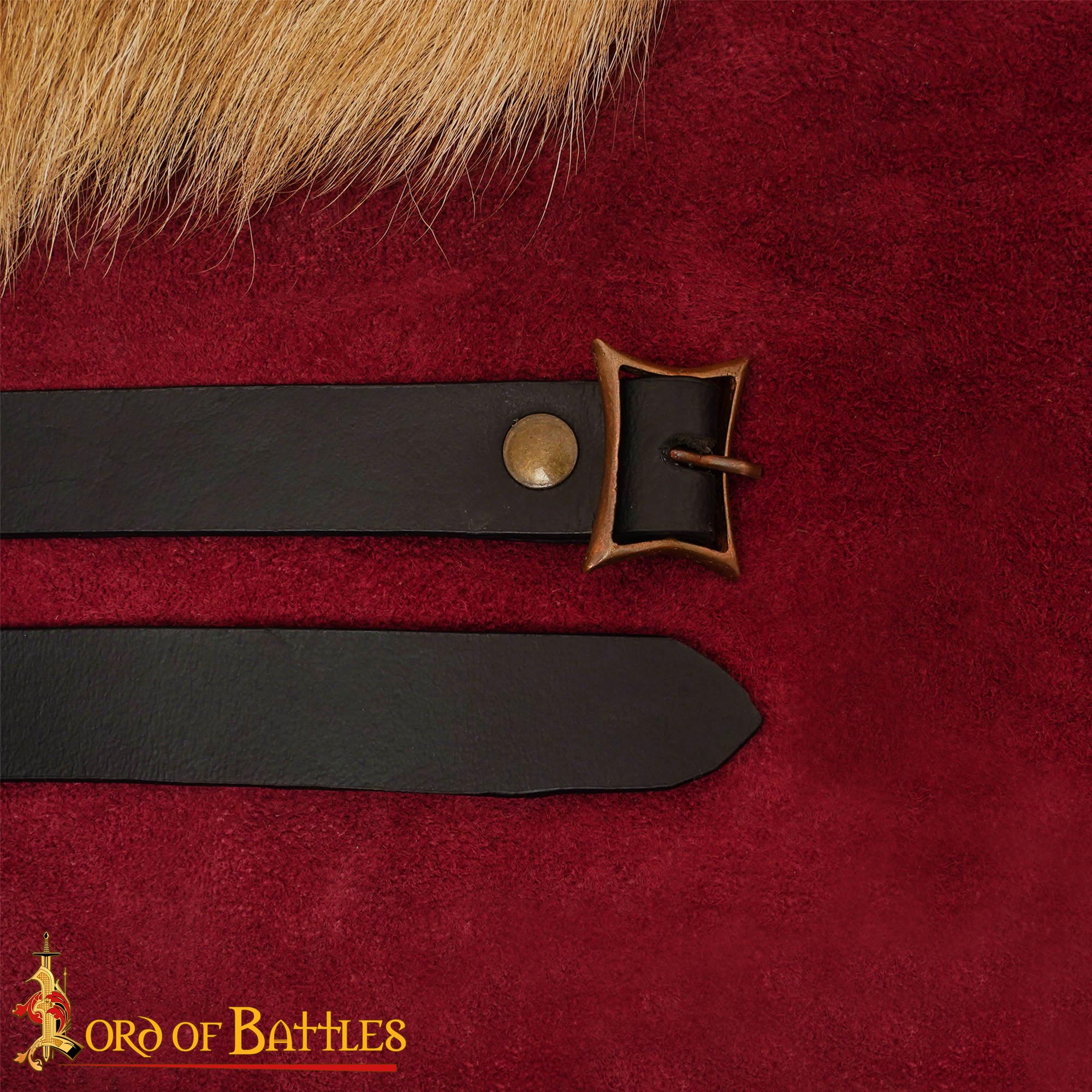 Imagen única de: Cinturón Altomedieval con Hebilla Rectangular de Bronce