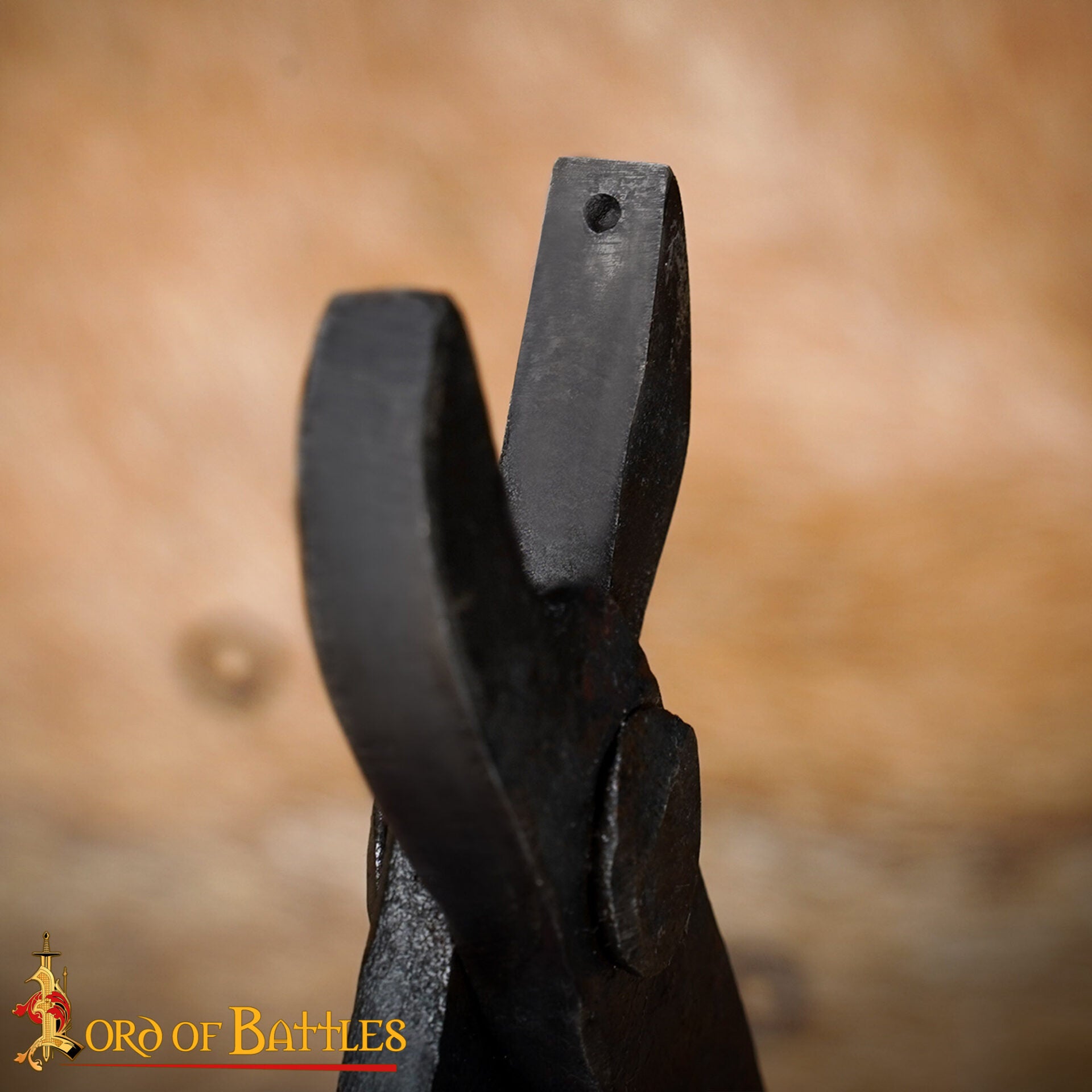 Imagen única de: Remachadora Redonda de Acero Forjado a Mano para Anillas de Correo de 6 Mm y Calibre 18