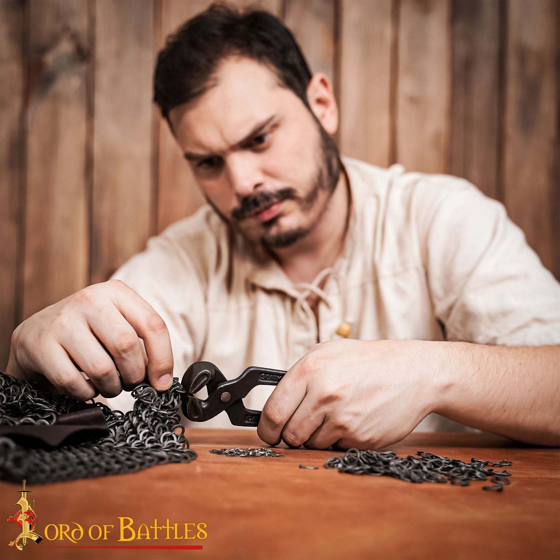 Imagen única de: Herramienta de Remachado de Cuña - Alicates de Acero Negro de 8 Pulgadas para Anillos de Cota de Malla de 9 Mm - Herramienta de Remachado de Ensamblaje de Cota de Malla Auténtica