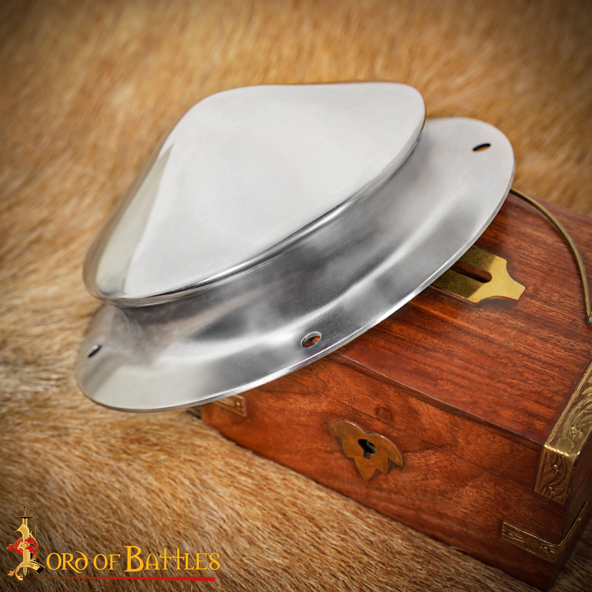 Imagen única de: Escudo Cónico Medieval Forjado a Mano Umbo