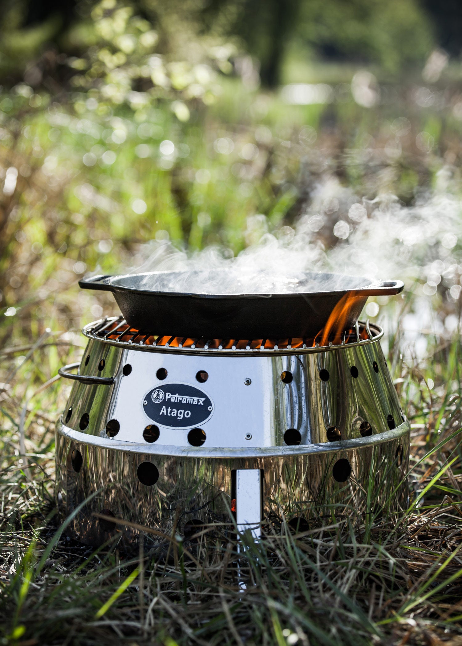 Imagen única de: Brasero Petromax Fp30h-t Con Asas