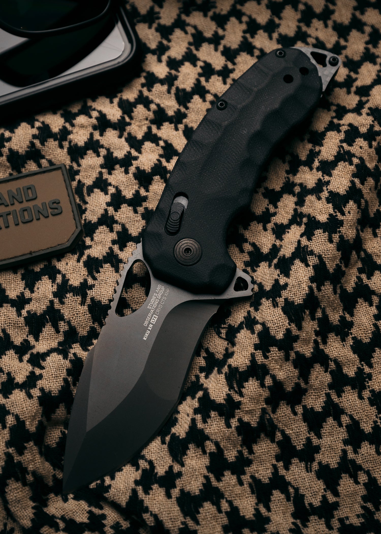 Imagen única de: Navaja Kiku Xr Lte - Blackout Micarta + Carbon, Sog