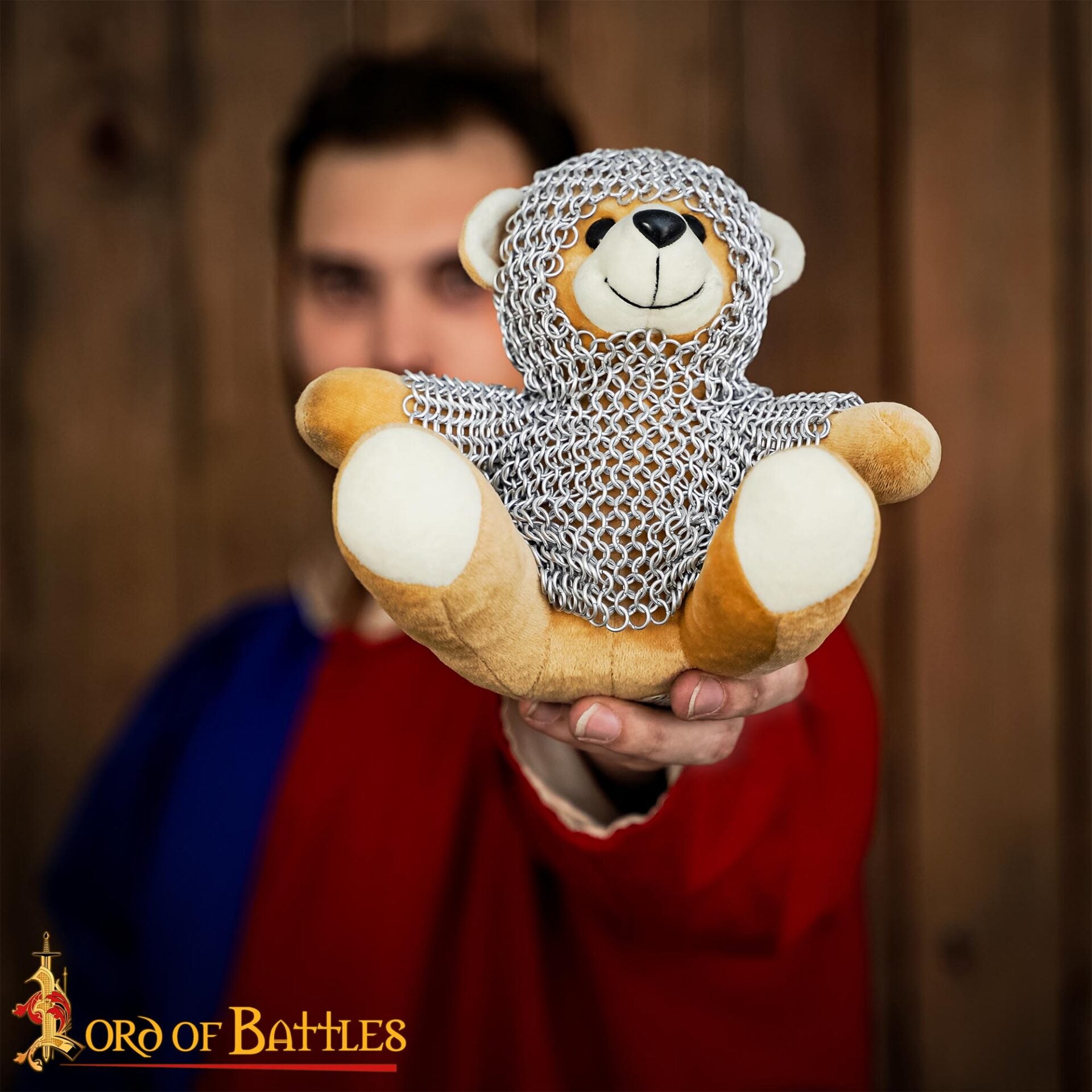 Imagen única de: Osito Caballero con Cota de Malla - Oso Guerrero con Cota de Malla de Aluminio Anodizado de 6 Mm 17g