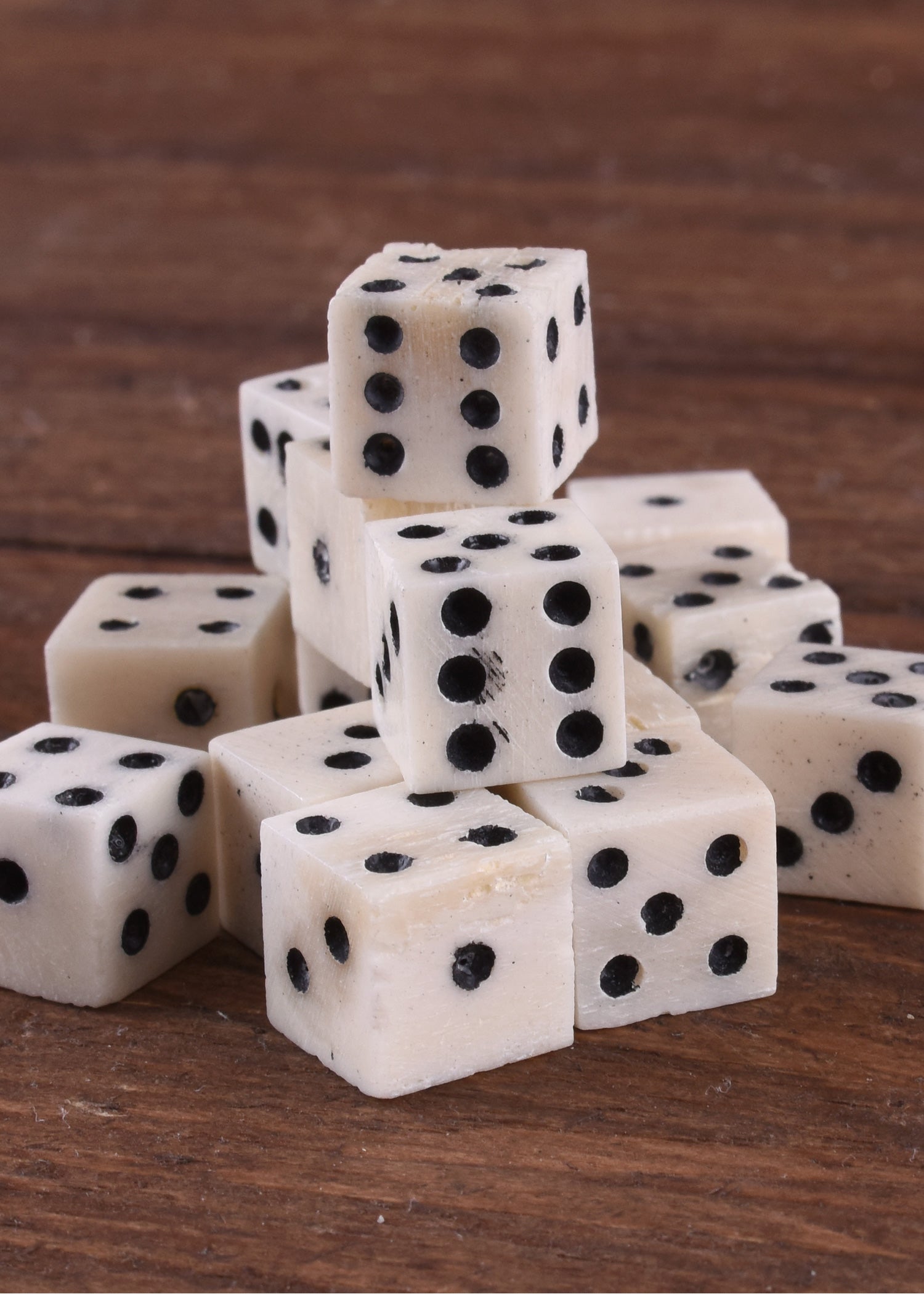 Imagen única de: Cubos De Hueso, 3 Piezas