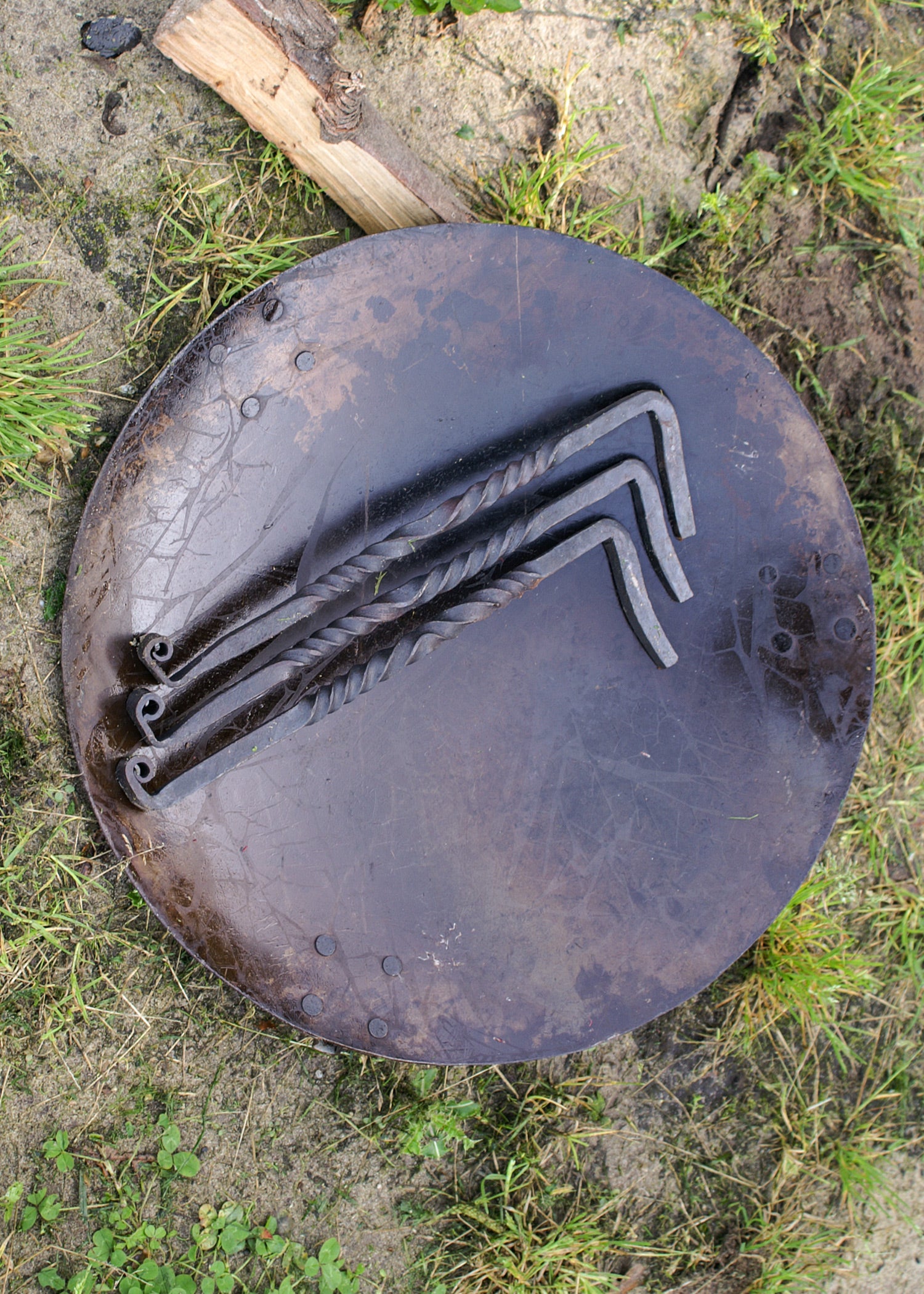 Imagen única de: Brasero Con Patas Desmontables