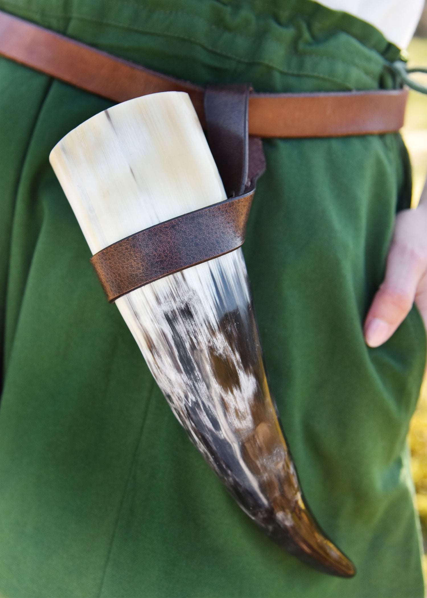 Imagen única de: Sencillo Soporte Para Cinturón De Cuero Para Cuerno Para Beber, Soporte Para Cuerno, Marrón Oscuro