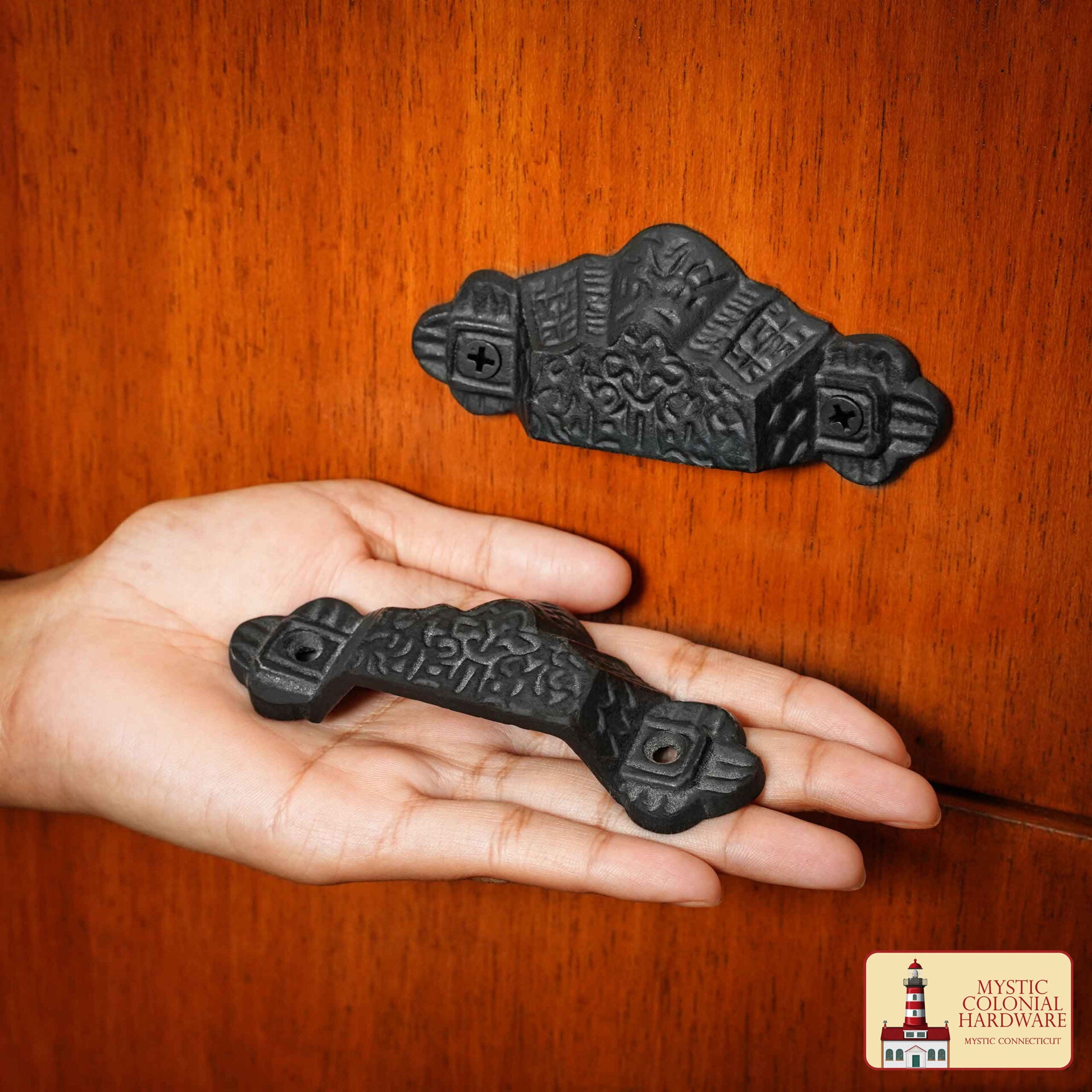 Imagen única de: Juego de 4 Tiradores de Hierro Fundido Rústico: Ideal para Ambientes Victorianos, Coloniales, Retro, Steampunk, Góticos, Barrocos y Medievales, (10.1x4.1) Cm