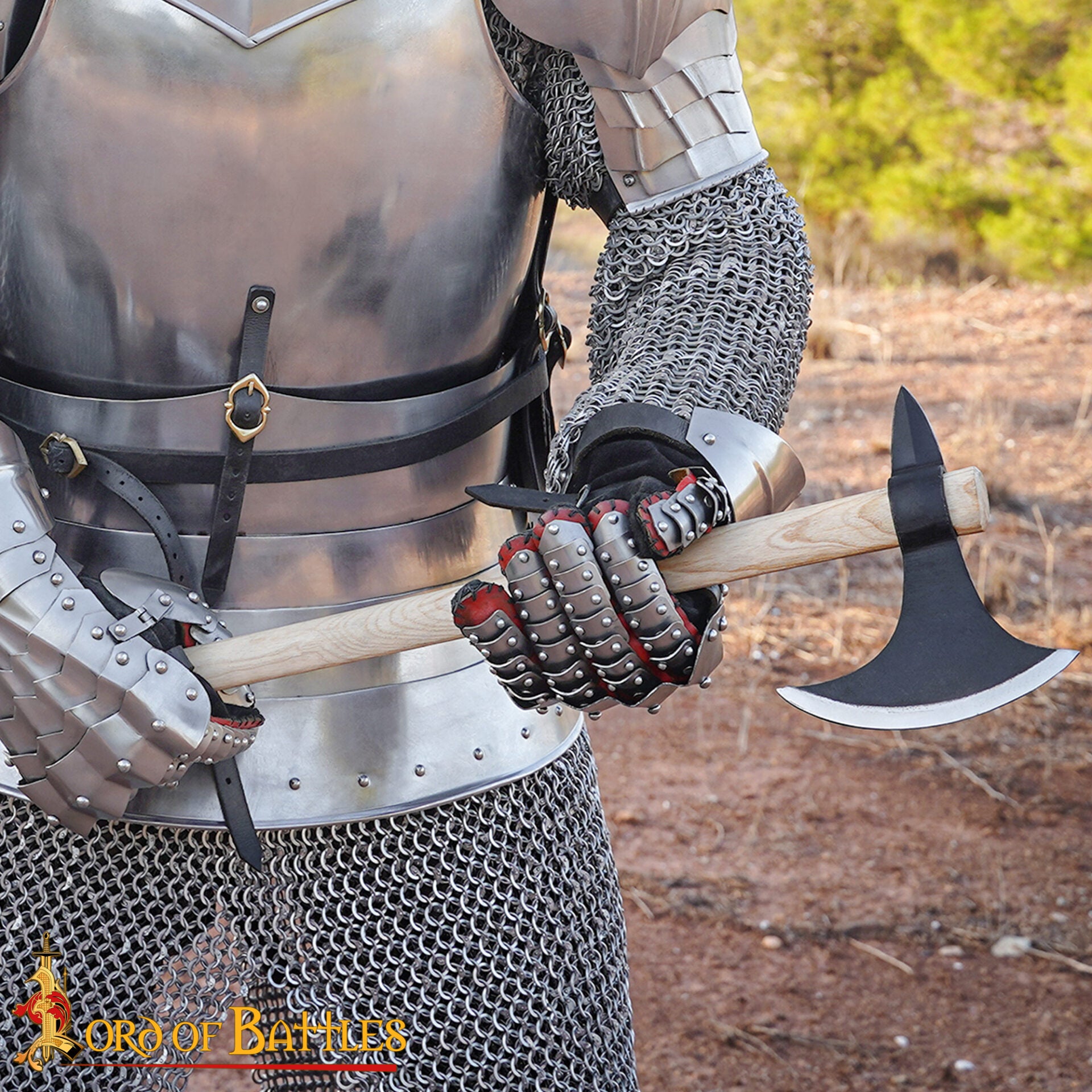 Imagen única de: Hacha Medieval con Mango de Madera de Fresno - 23 Pulgadas de Cabeza de Acero Al Carbono Forjada a Mano