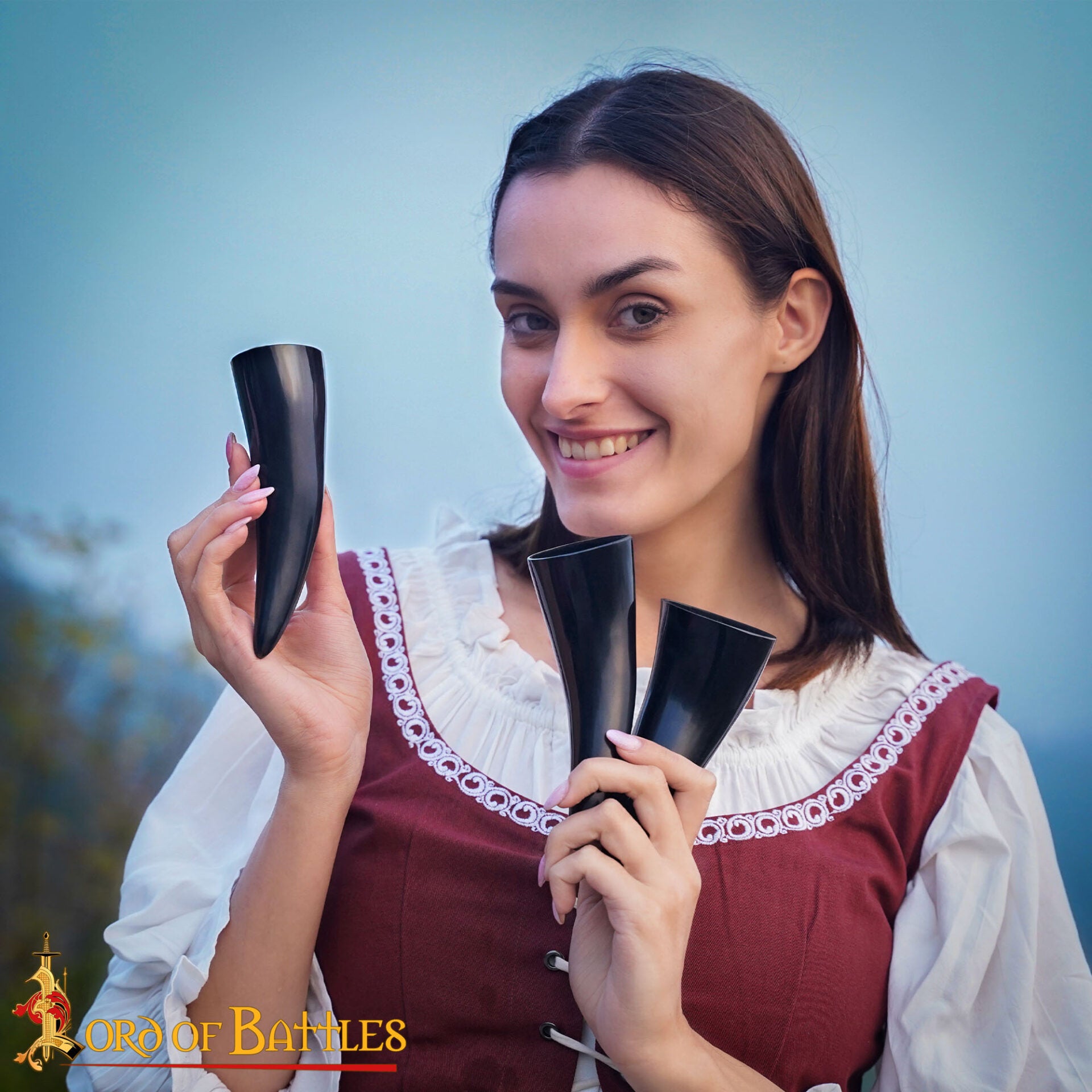 Imagen única de: Cuerno Vikingo de Buey Natural Hecho a Mano (Juego de 3)