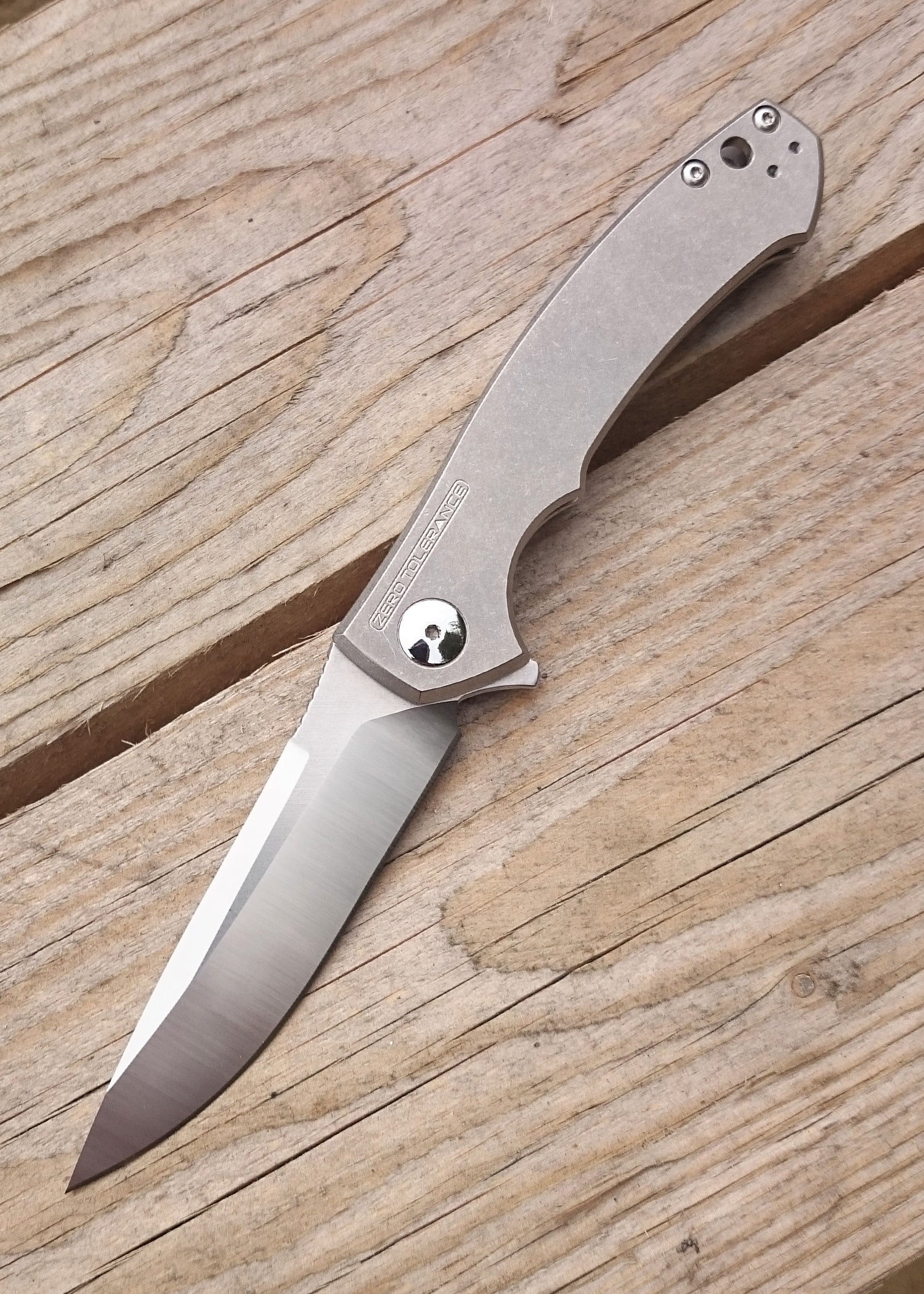 Imagen única de: Navaja De Bolsillo Zt 0450 Sinkevich Con Mango De Titanio