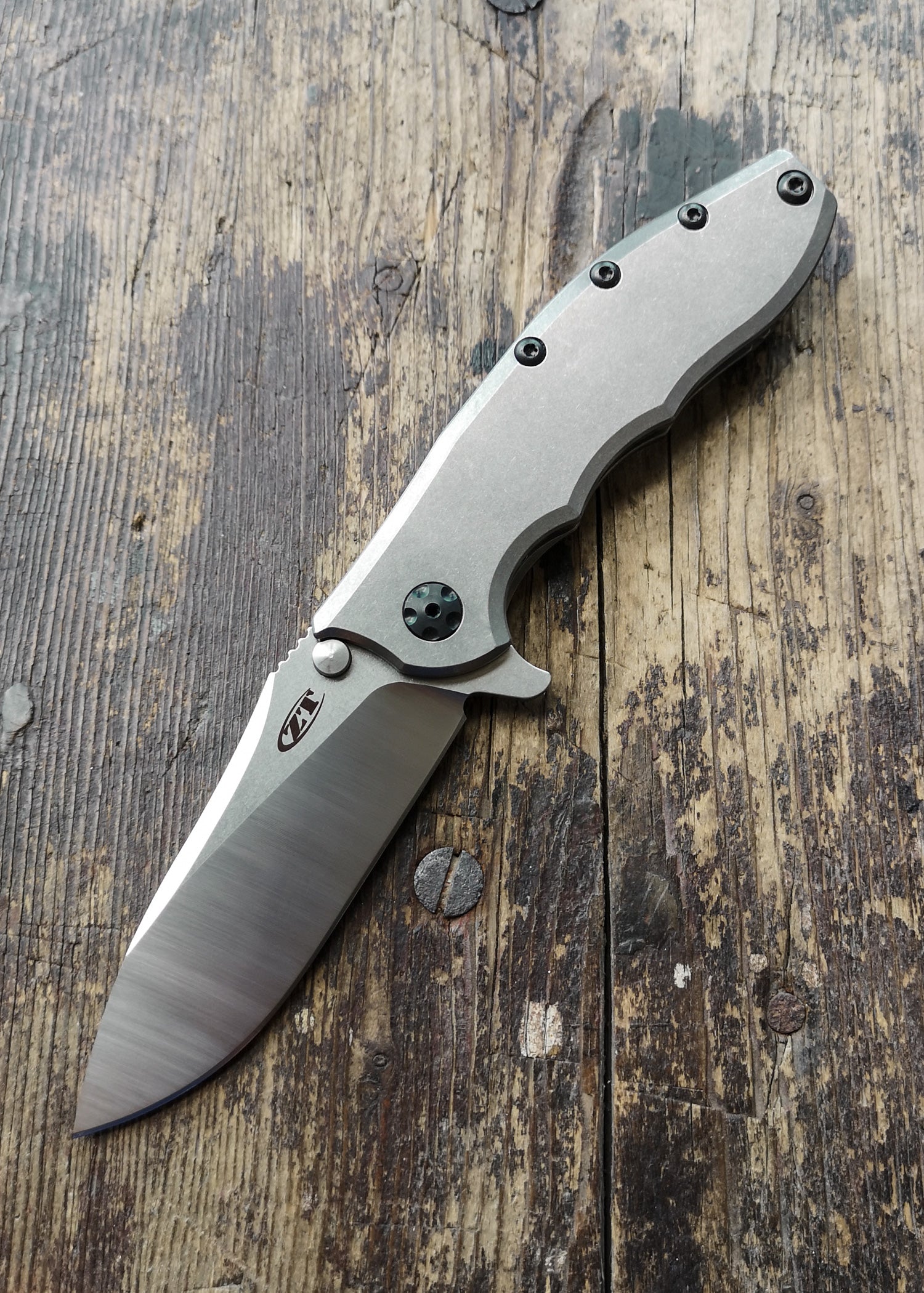 Imagen única de: Navaja De Bolsillo Zt 0562Ti 4