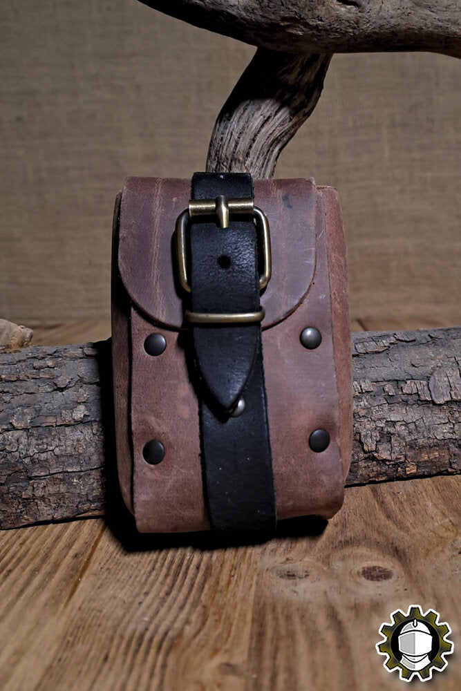 Imagen única de: Riñonera Adam (Sangre Nueva)