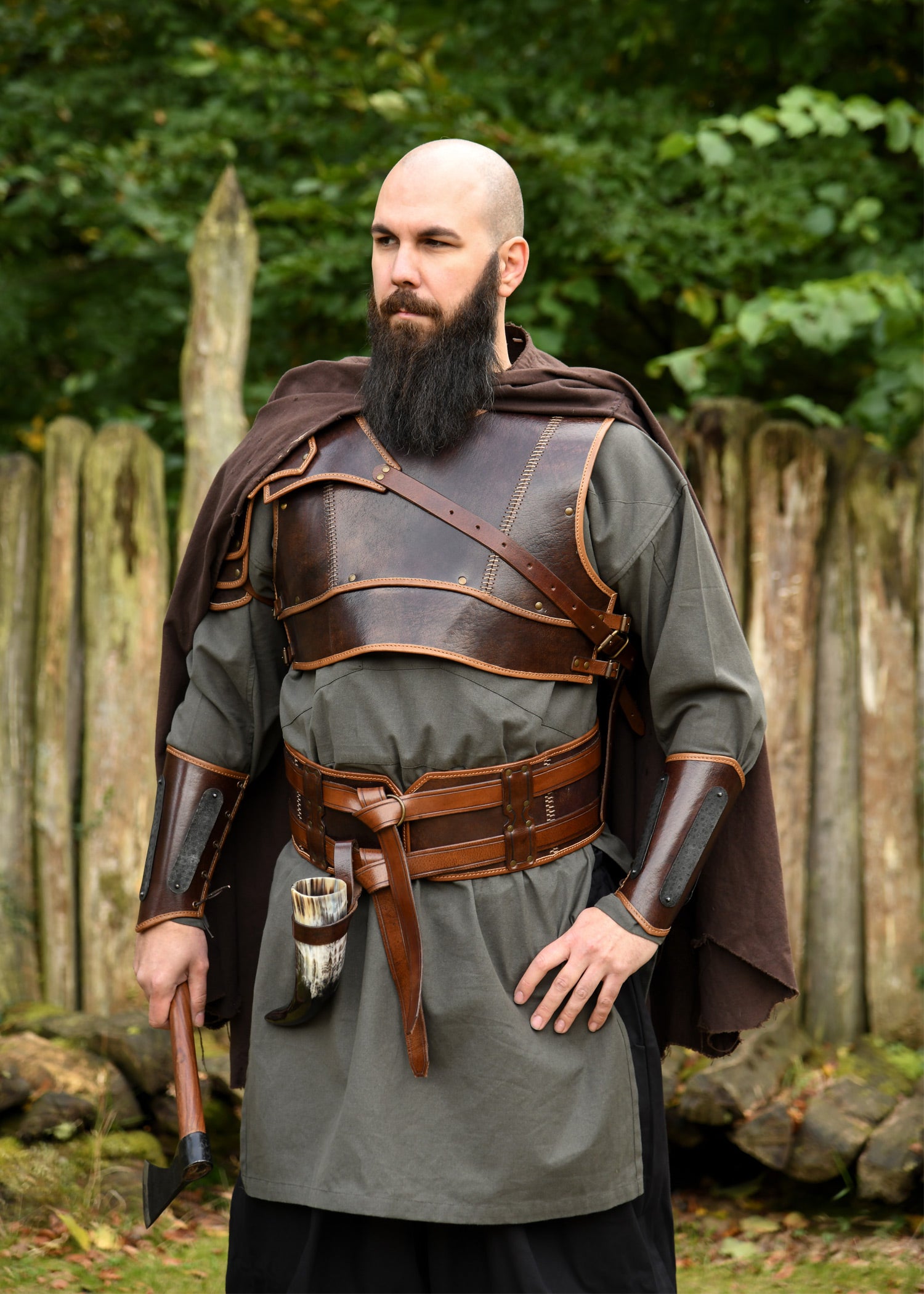 Imagen única de: Protector Pectoral De Cuero Arnulf, Marrón