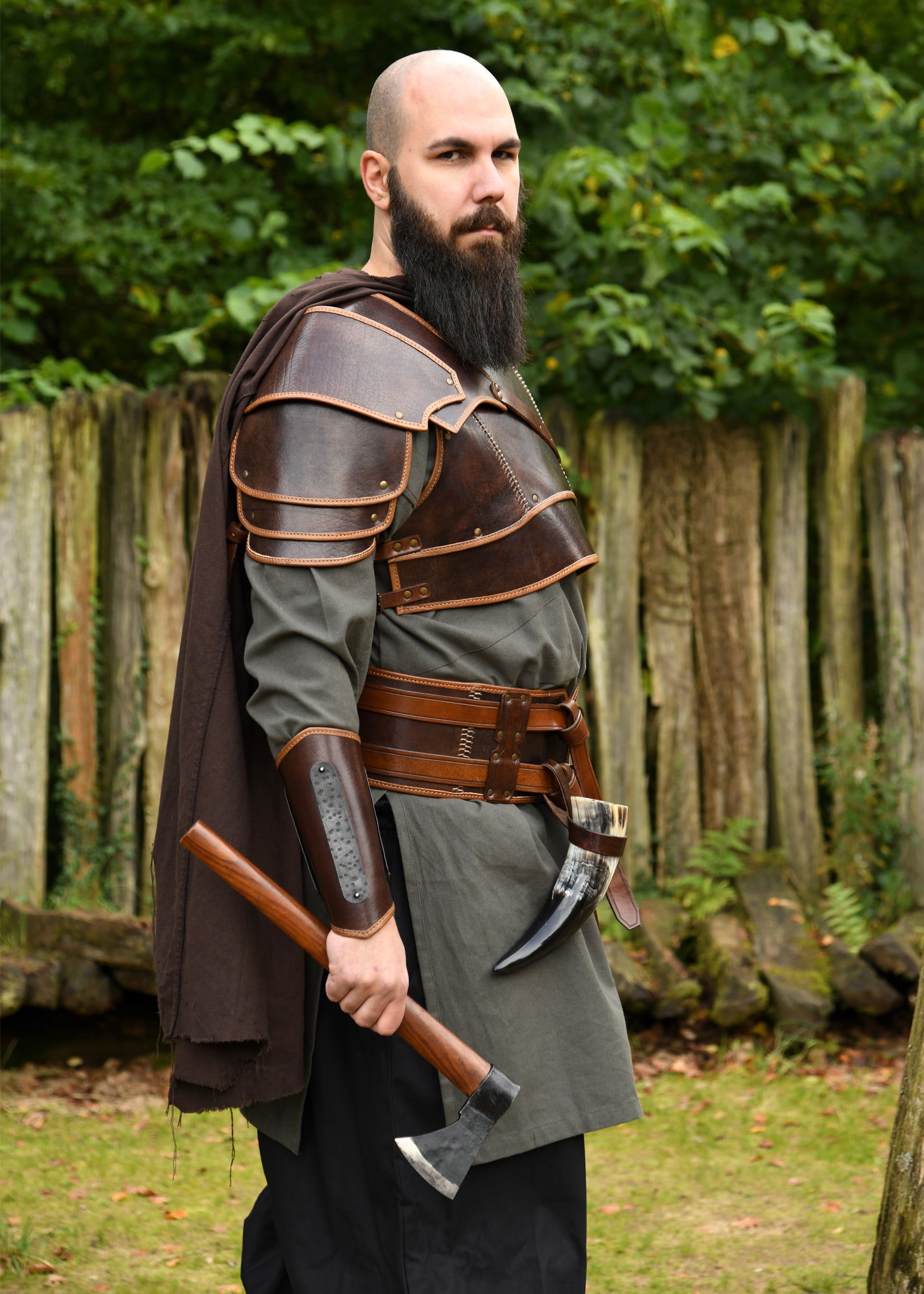 Imagen única de: Protector Pectoral De Cuero Arnulf, Marrón