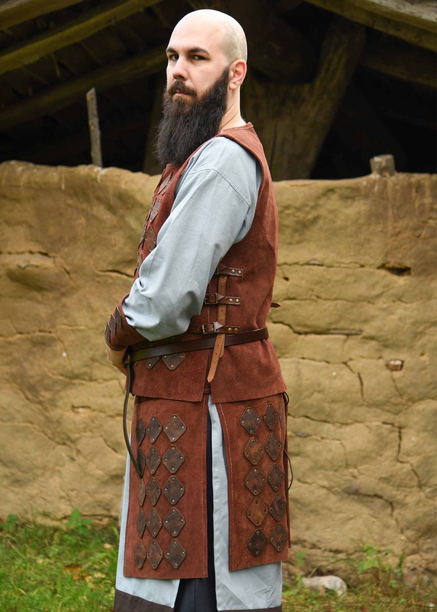 Imagen única de: Falda De Ante, Armadura Vidar, Marrón.