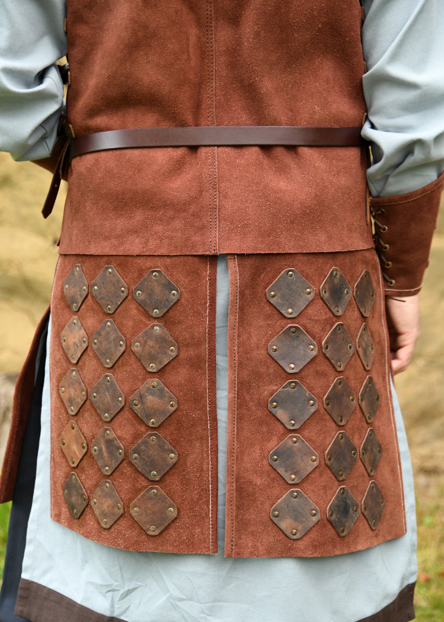 Imagen única de: Falda De Ante, Armadura Vidar, Marrón.