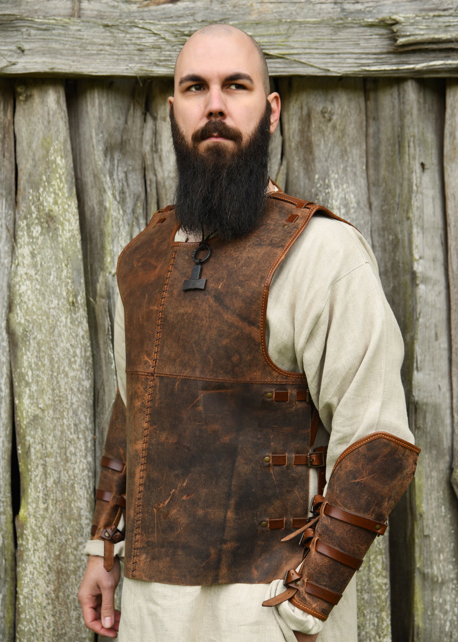 Imagen única de: Armadura De Torso Sindri De Cuero Engrasado, Marrón