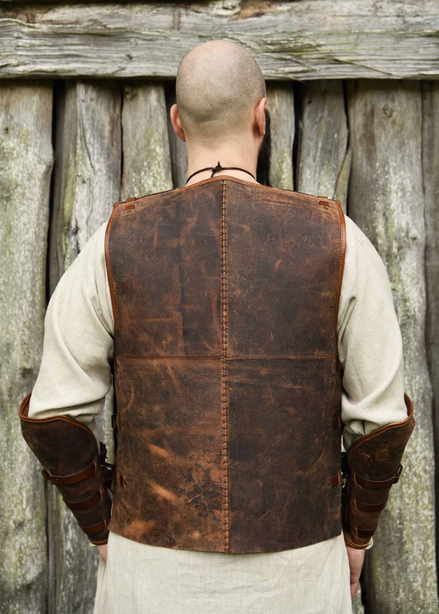 Imagen única de: Armadura De Torso Sindri De Cuero Engrasado, Marrón