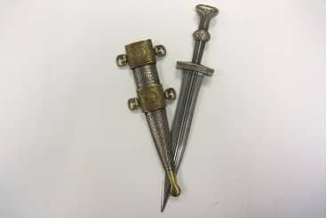 Imagen única de: Daga Romana Siglo I A.C. 4101Nq