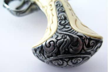 Imagen única de: Pistola De 3 Cañones Giratorios, Francia S. XVII, Réplica No Funcional 1309