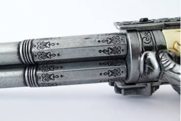 Imagen única de: Pistola De 3 Cañones Giratorios, Francia S. XVII, Réplica No Funcional 1309