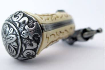 Imagen única de: Pistola De 3 Cañones Giratorios, Francia S. XVII, Réplica No Funcional 1309