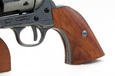 Imagen única de: Revólver Cal.45 Peacemaker 7½" 1107