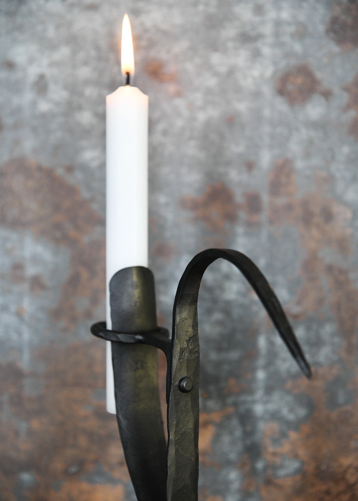 Imagen única de: Portavelas Con Base De Madera